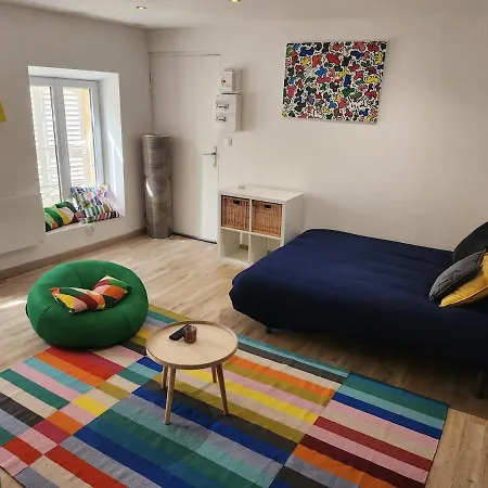 Apartment Spacieux Sushi - 1 Lit Double - Rue Calme- Centre Charleville-Mézières